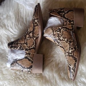 Steve Madden Joella Cognac Snake Size 8 Booties